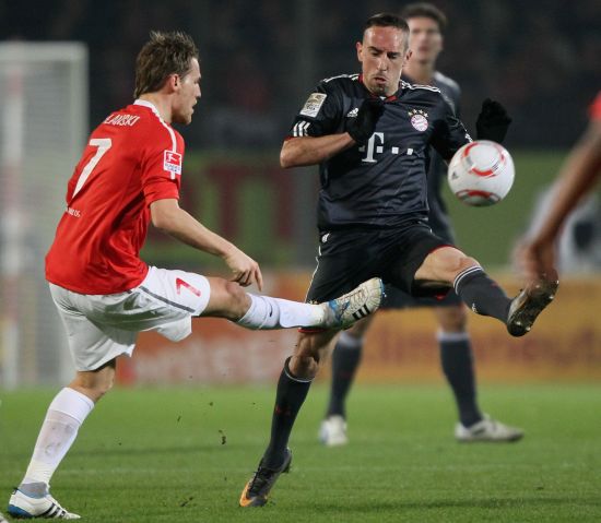 盟利物浦的 盟利物浦的